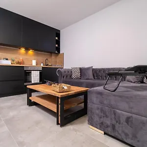 Chic 1br With Balcony In Plovdiv
