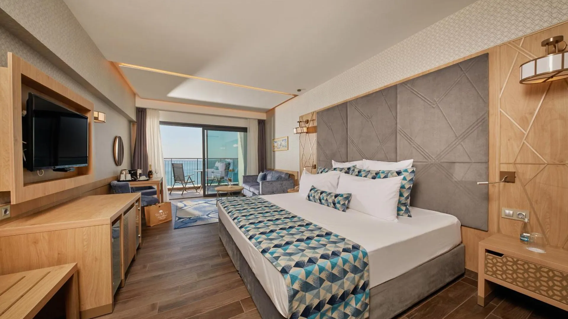 Secrets Sunny Beach Resort & Spa (Adults Only) 5*,